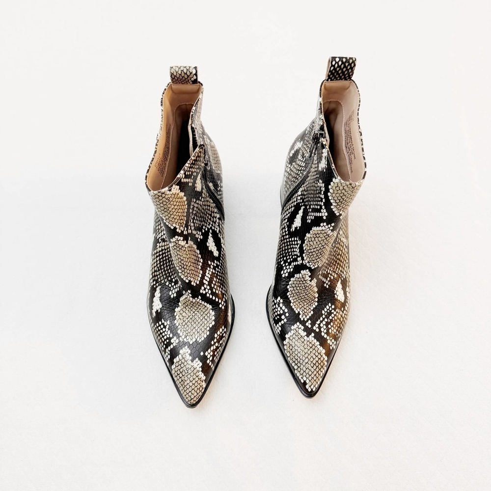 Saks Fifth Avenue Snakeskin Printed Bootie Pointy Toe GT011-J-1 Size 7.5